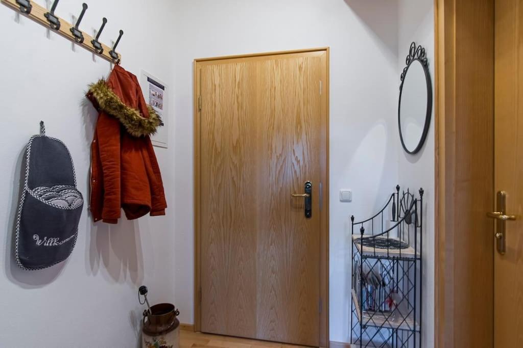 Luxury Living Near Weissensee +Balcony +Netflix Fussen Bagian luar foto